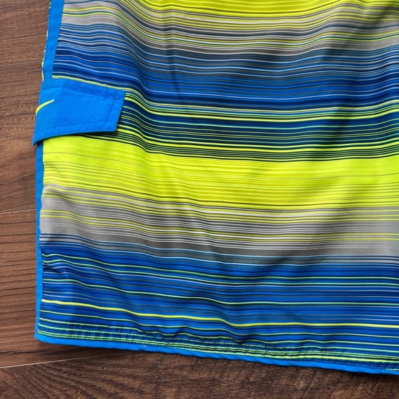 Nike Men's Cargo Swim Trunks Blue Yellow Pocket Lined Drawstring Surf Shorts XL - Picture 10 of 13